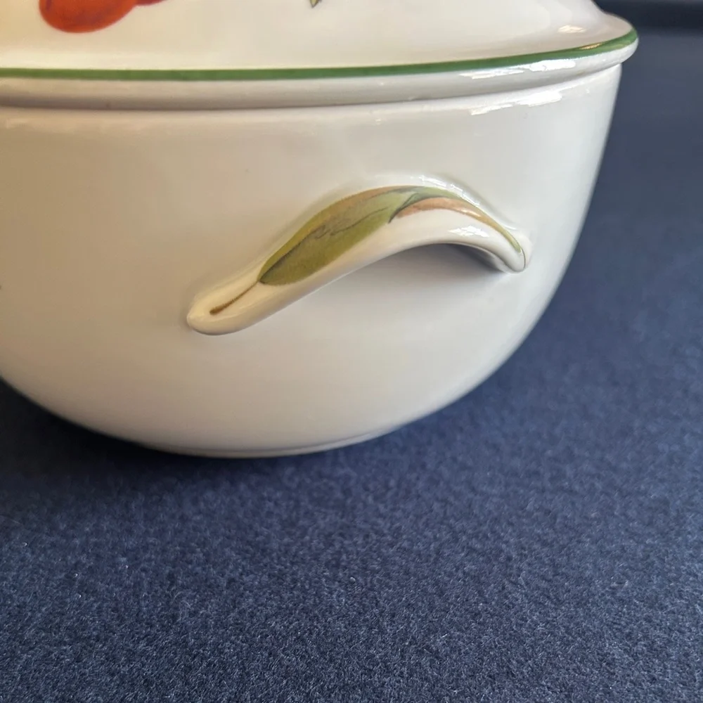 Royal Worcester Evesham Vale 8